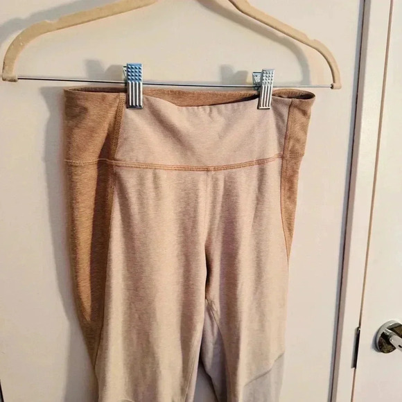 OUTDOOR VOICES neutral color block high waist leggings - Picture 2 of 6
